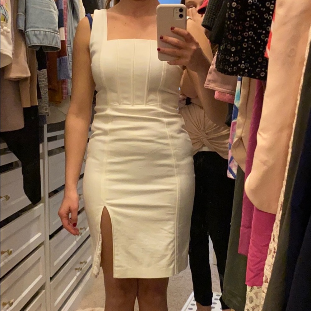White Alice + Olivia shift dress size 0-2